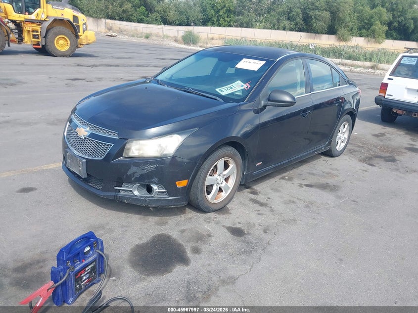 2011 CHEVROLET CRUZE auction photo 2
