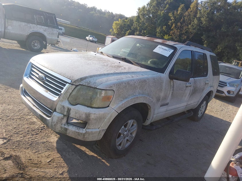 2008 Ford Explorer, Normal Wear & Tear, IAAI, VIN 1FMEU73E08UA45370 — photo 2