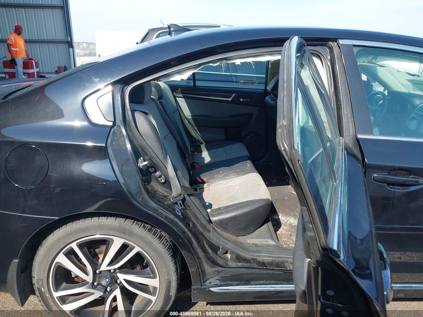 2018 SUBARU LEGACY auction photo 8