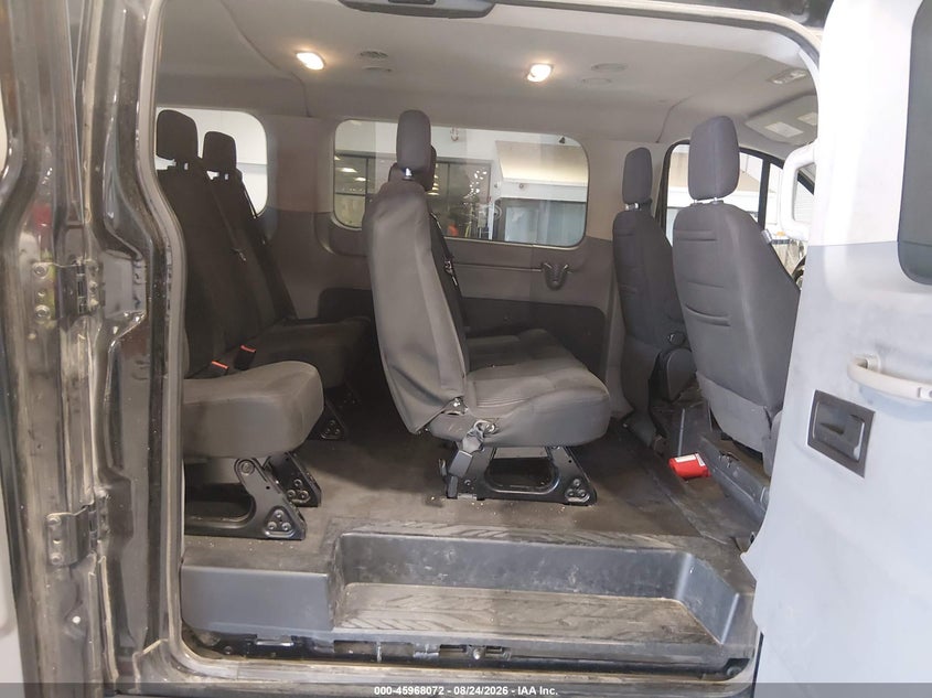 2018 FORD TRANSIT-350 auction photo 8
