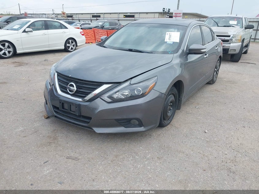 2017 NISSAN ALTIMA auction photo 2