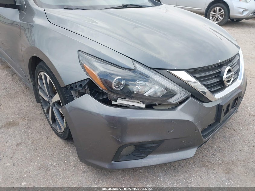 2017 NISSAN ALTIMA auction photo 6