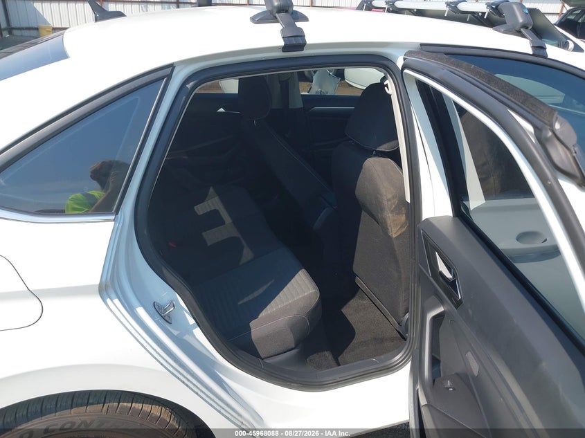 2024 VOLKSWAGEN JETTA auction photo 8