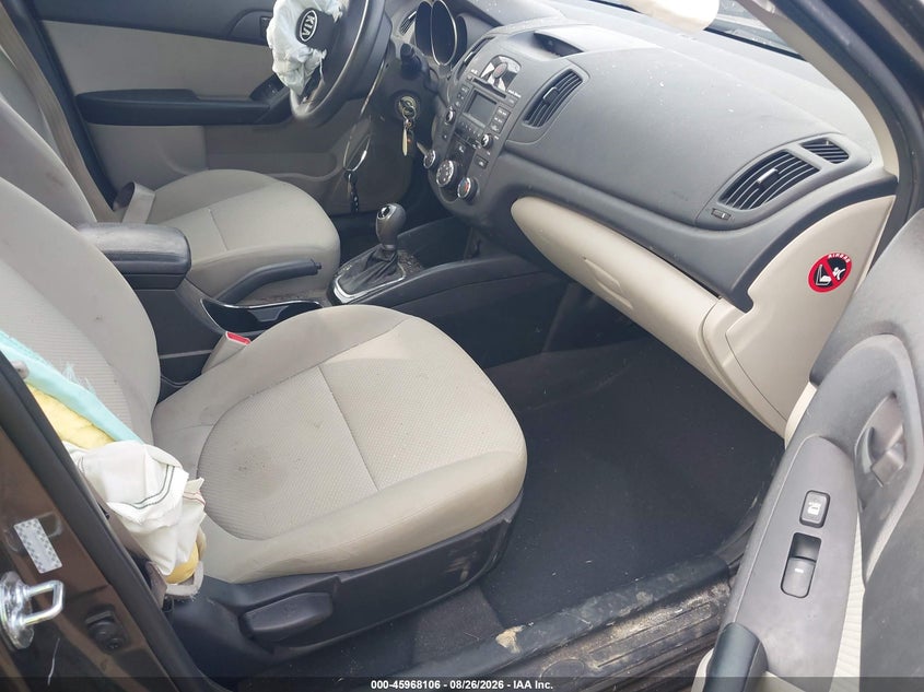 2011 KIA FORTE auction photo 5