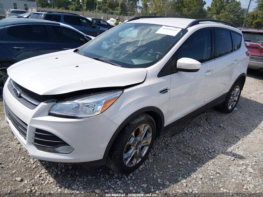 2015 Ford Escape, Normal Wear & Tear, IAAI, VIN 1FMCU9GX5FUB47498 — photo 2