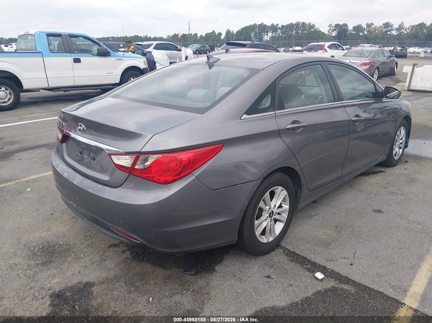 2011 HYUNDAI SONATA auction photo 4