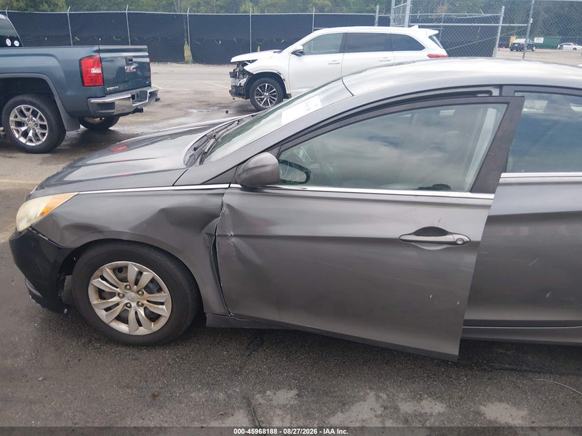 2011 HYUNDAI SONATA auction photo 6