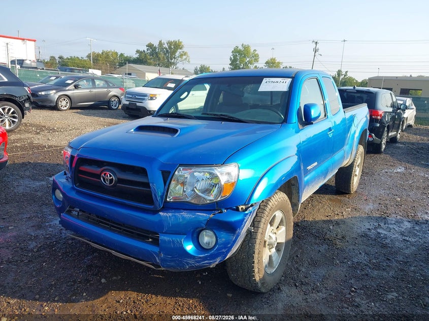 2006 TOYOTA TACOMA auction photo 2
