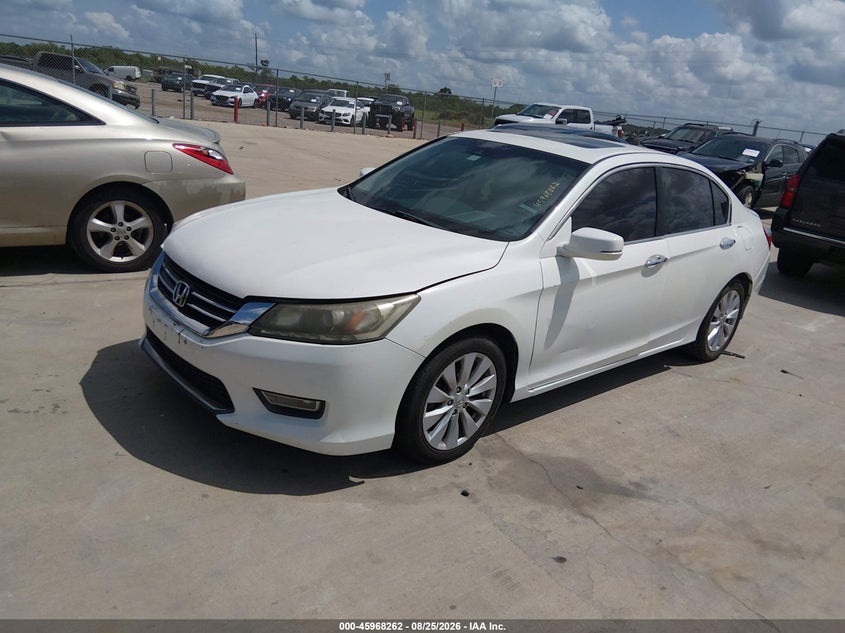 2013 HONDA ACCORD auction photo 2