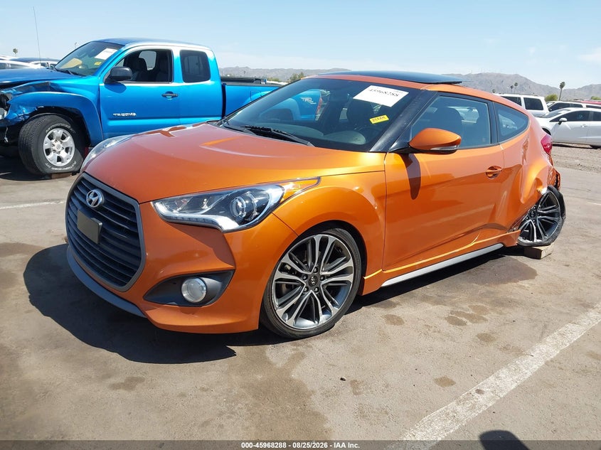 2016 Hyundai Veloster, Левый зад, IAAI, VIN KMHTC6AE8GU296451 — фото 2