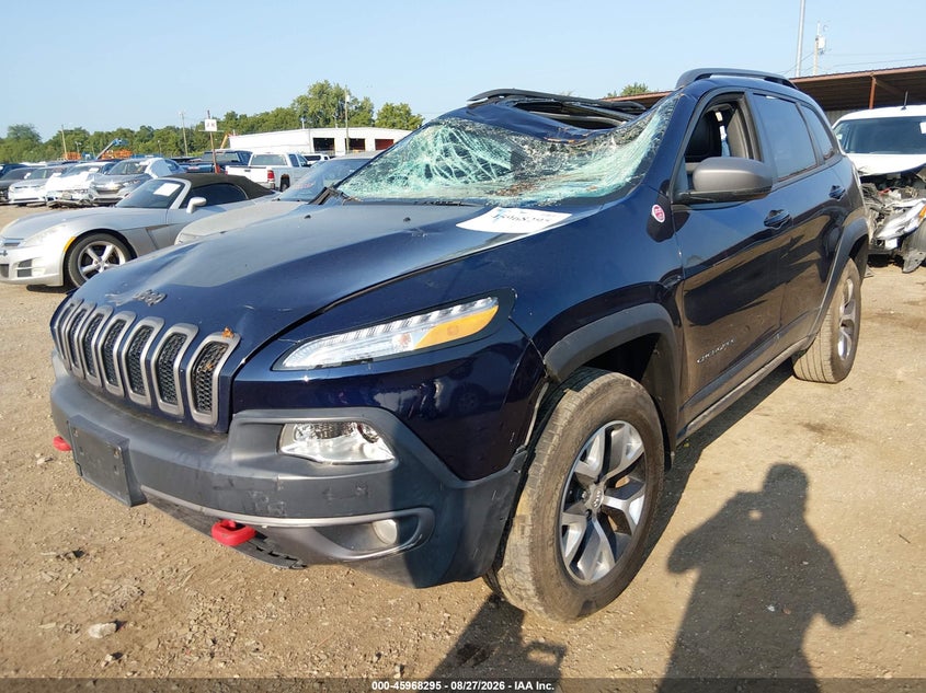 2016 Jeep Cherokee, Front End, IAAI, VIN 1C4PJMBS4GW348523 — photo 2