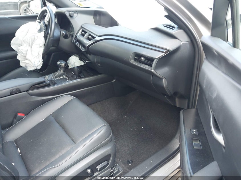 2020 LEXUS UX 250H auction photo 5
