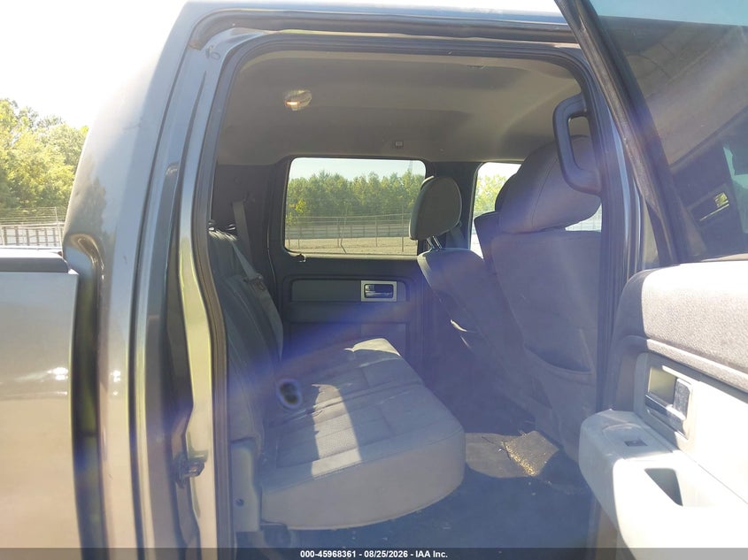Photo 8 - FORD F-150