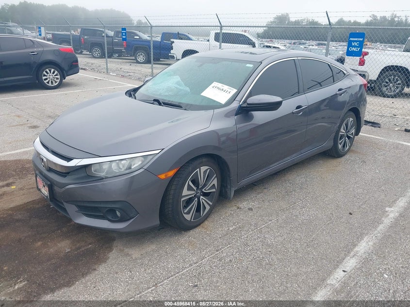 2017 Honda Civic, Right Side, IAAI, VIN 19XFC1F37HE014330 — photo 2