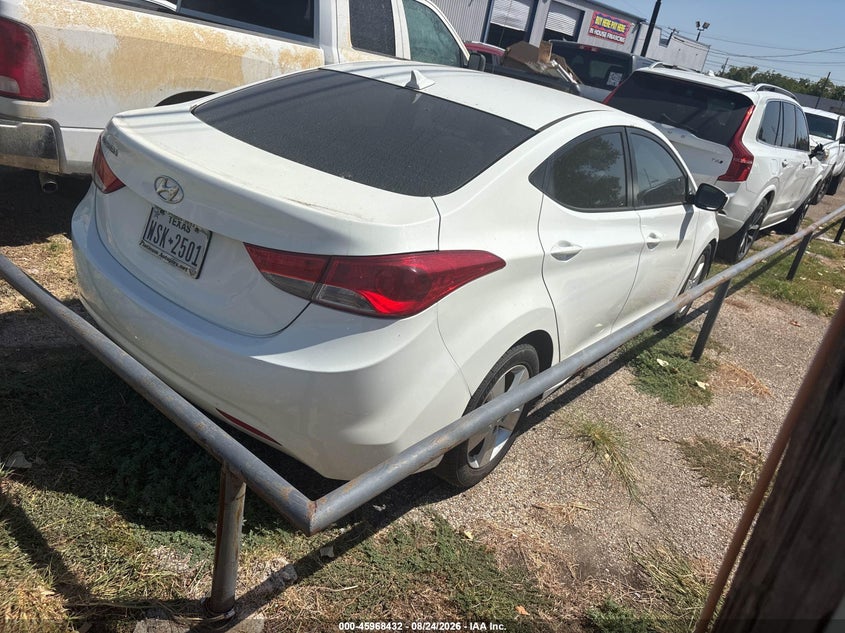 2013 HYUNDAI ELANTRA auction photo 4