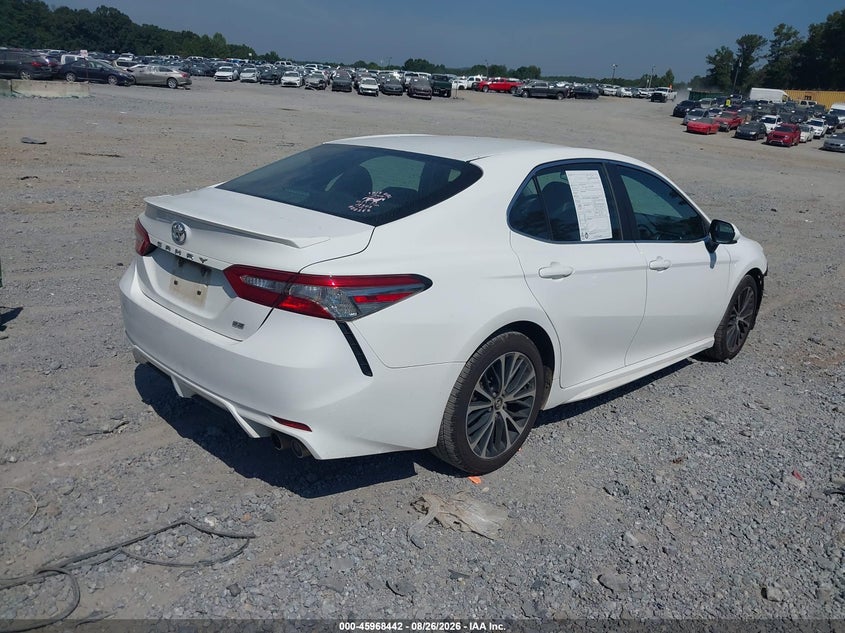TOYOTA CAMRY - zdjęcie 4