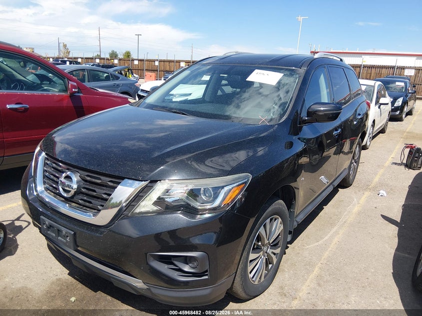 2017 Nissan Pathfinder, Звичайний знос, IAAI, VIN 5N1DR2MM7HC910749 — фото 2