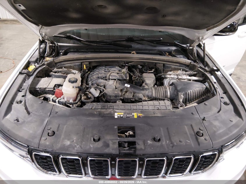 JEEP GRAND CHEROKEE L - zdjęcie 10