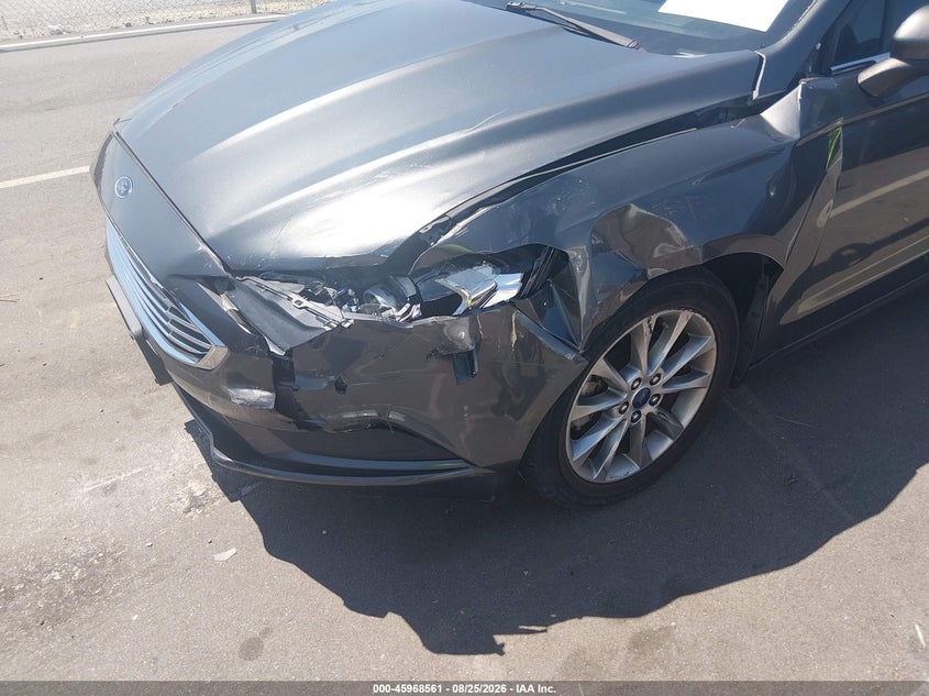 2017 FORD FUSION auction photo 6