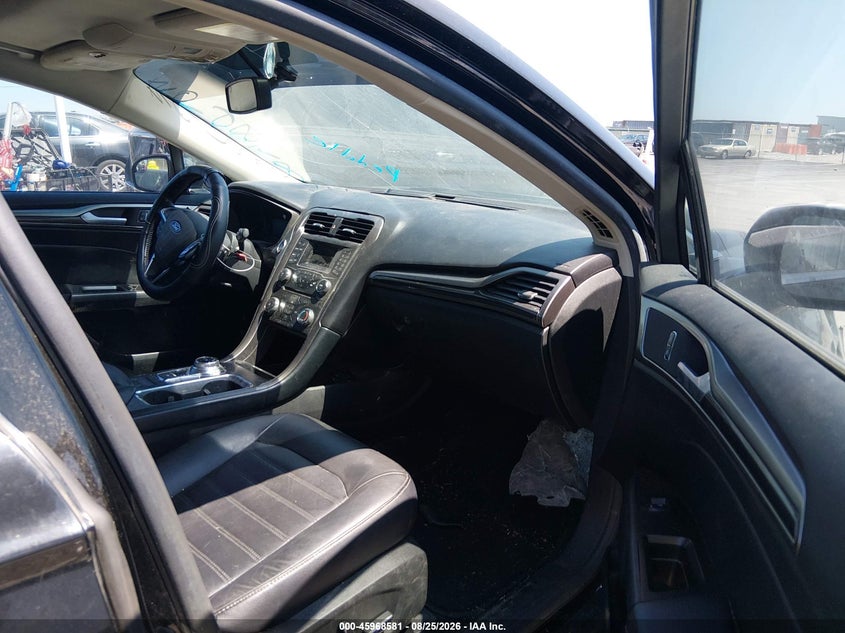 2017 FORD FUSION auction photo 5