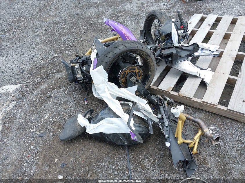 SUZUKI GSX-R750 2006