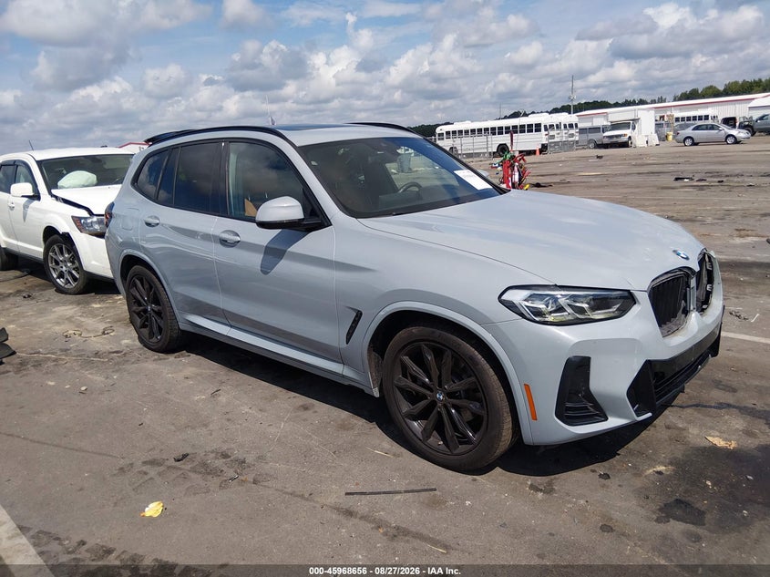BMW X3 - zdjęcie 1