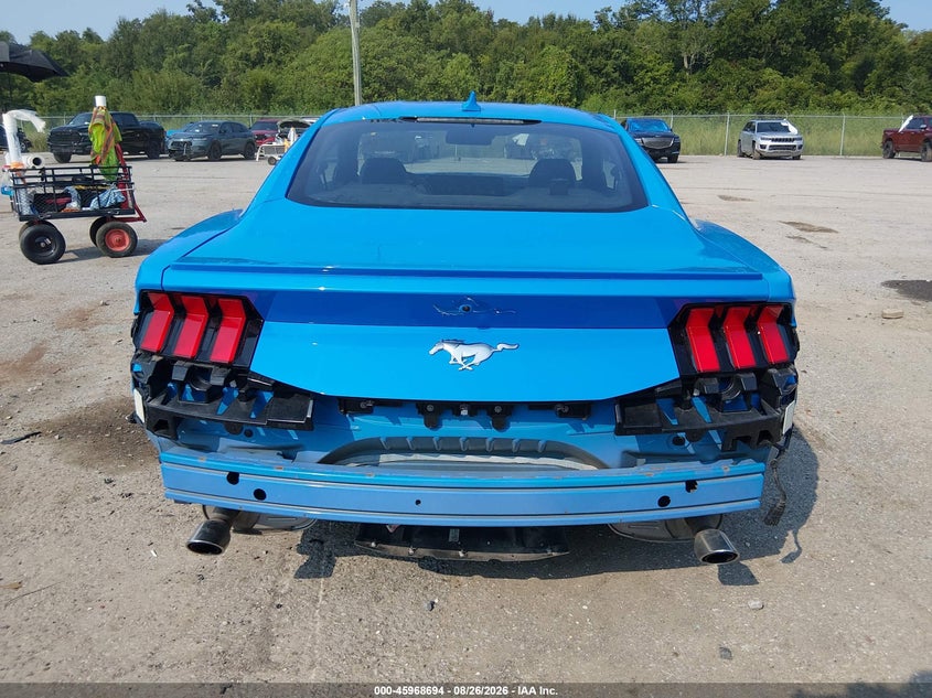 FORD MUSTANG - zdjęcie 16