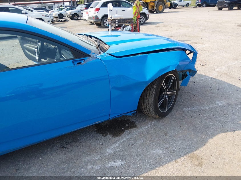 FORD MUSTANG - zdjęcie 6