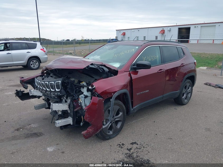 2022 Jeep Compass, Front End, IAAI, VIN 3C4NJDFB0NT134083 — photo 2