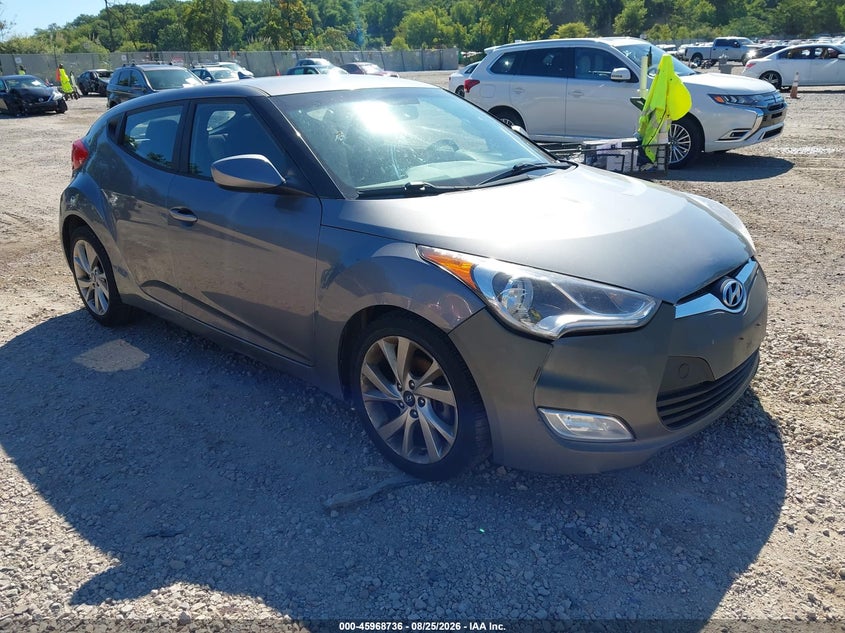 2017 HYUNDAI VELOSTER auction photo 1