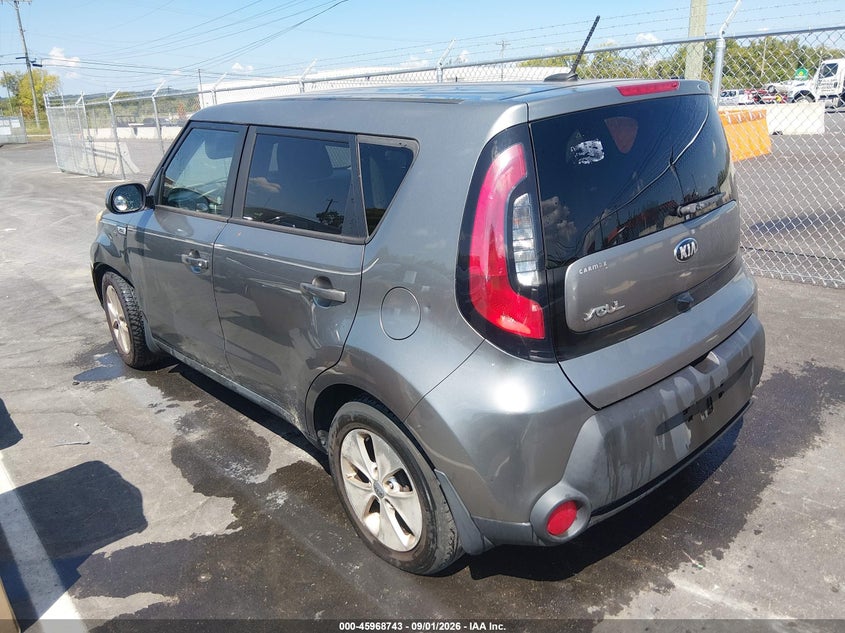 2016 KIA SOUL auction photo 3