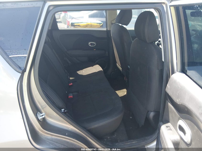 2016 KIA SOUL auction photo 8
