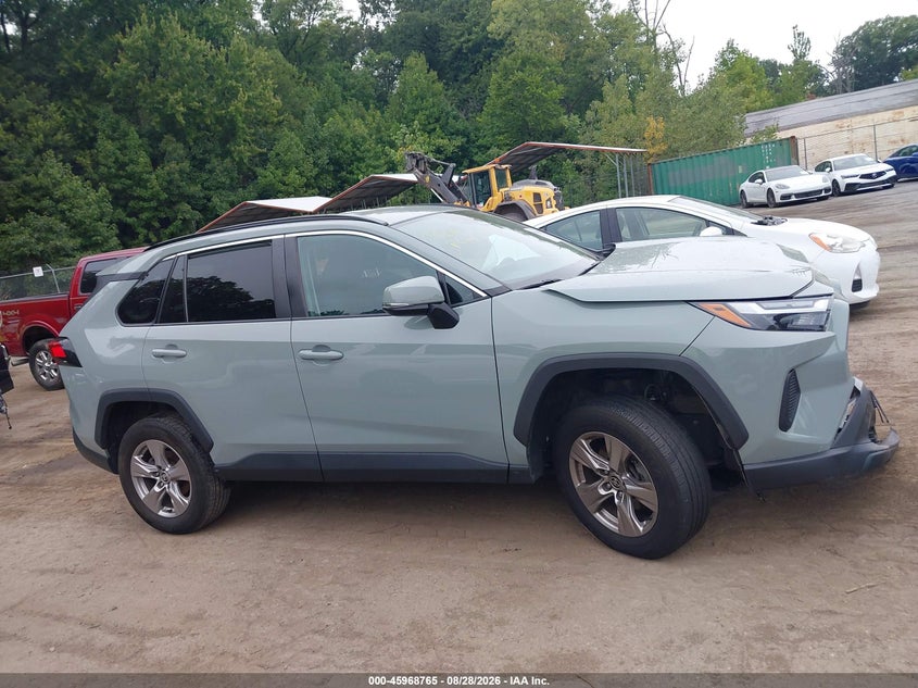 TOYOTA RAV4 - zdjęcie 13