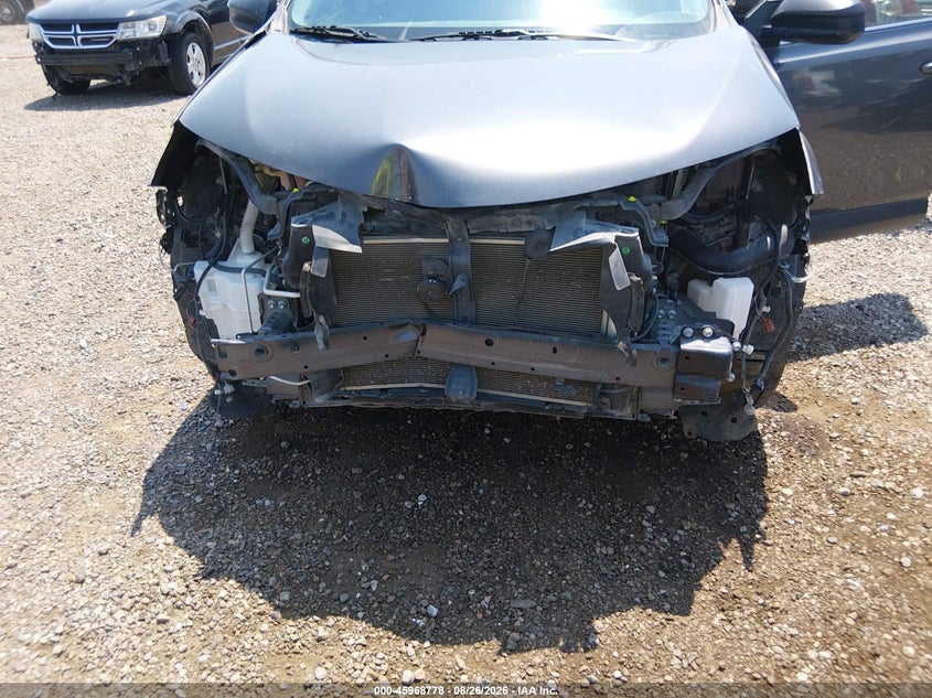 2017 TOYOTA RAV4 auction photo 6