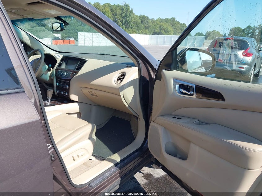 2015 NISSAN PATHFINDER auction photo 5
