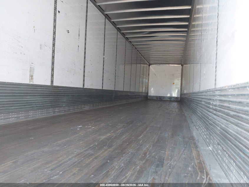 2024 WABASH NATIONAL CORP WABASH NATIONAL CORP auction photo 5