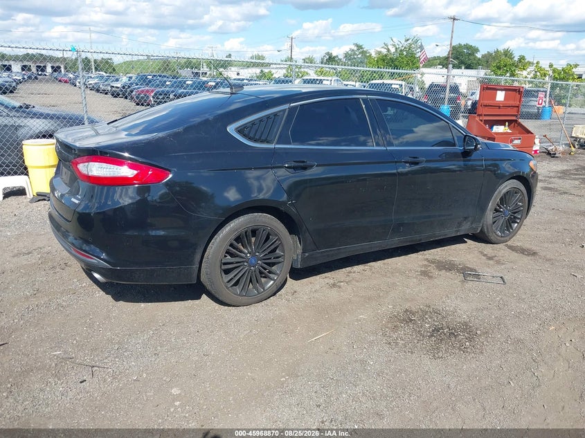 2016 FORD FUSION auction photo 4
