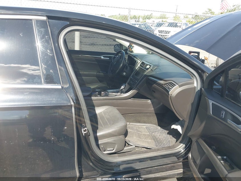 2016 FORD FUSION auction photo 5