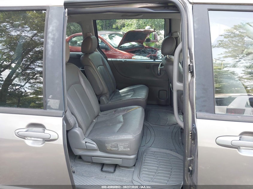 2004 MAZDA MPV auction photo 8