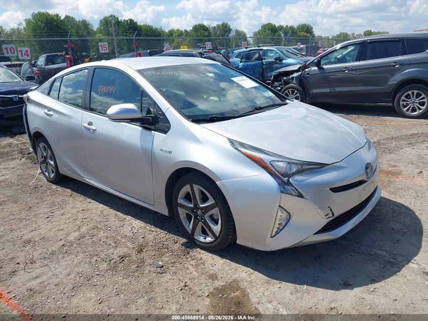 Vin: jtdkarfu1h3034933, lot: 46468133, toyota prius three touring 2017 img_1