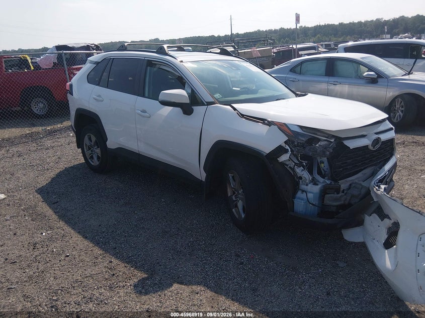 Vin: 2t3p1rfvxnc320417, lot: 46468138, toyota rav4 xle 2022 img_1