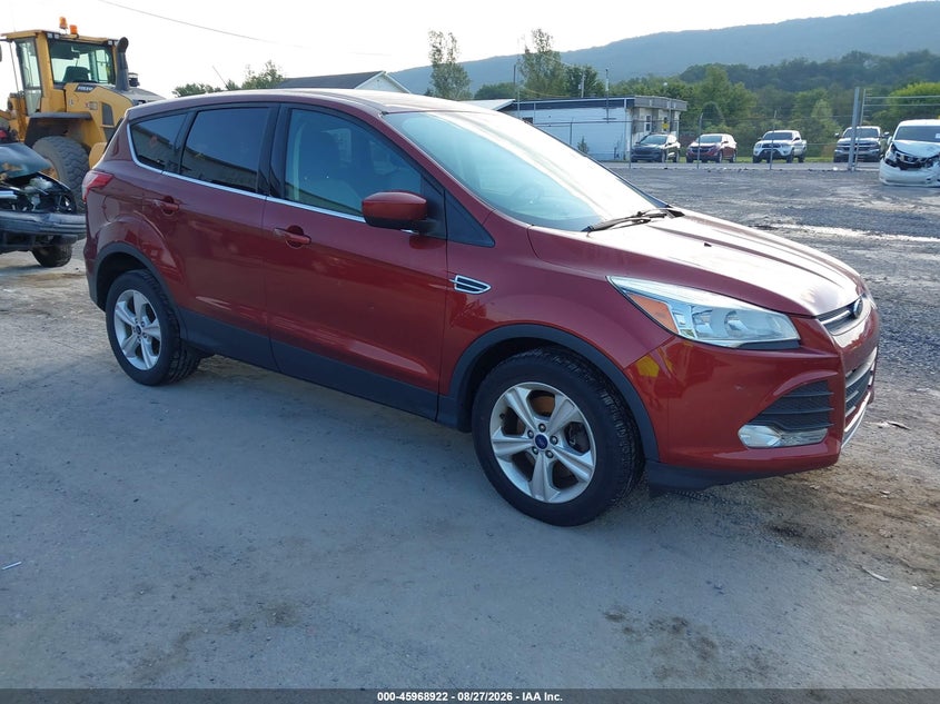 2015 FORD ESCAPE auction photo 1