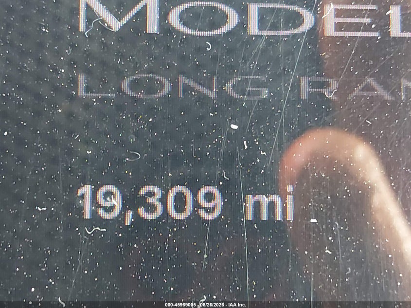 TESLA MODEL 3 - zdjęcie 14
