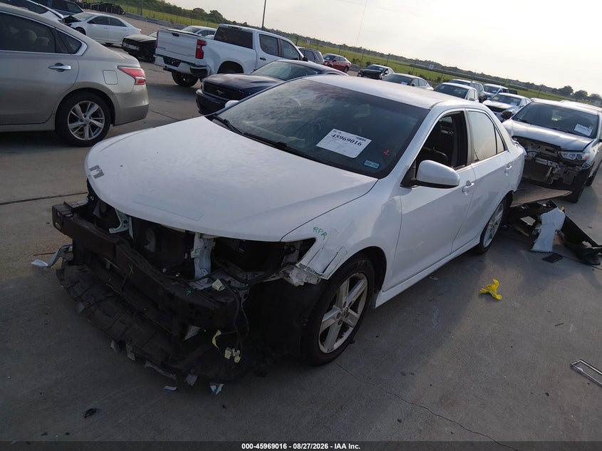 2014 Toyota Camry, Front End, IAAI, VIN 4T1BF1FK2EU471343 — photo 2
