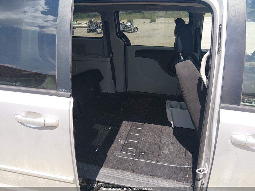 2012 DODGE GRAND CARAVAN auction photo 8