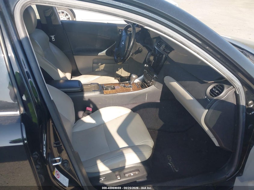 2009 LEXUS IS 250 auction photo 5