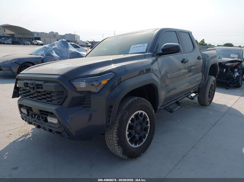 2026 Toyota Tacoma, Right Front, IAAI, VIN 3TMLB5JN7TM234149 — photo 2