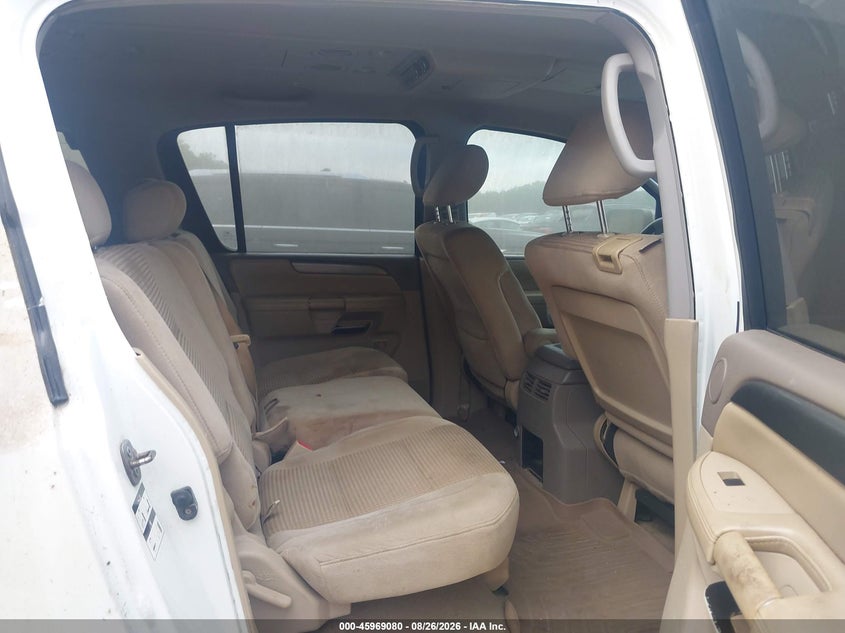 2011 NISSAN ARMADA auction photo 8