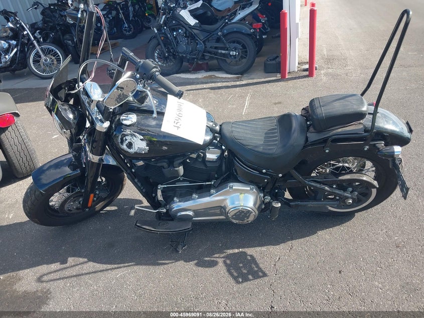 HARLEY-DAVIDSON FLSL 2020