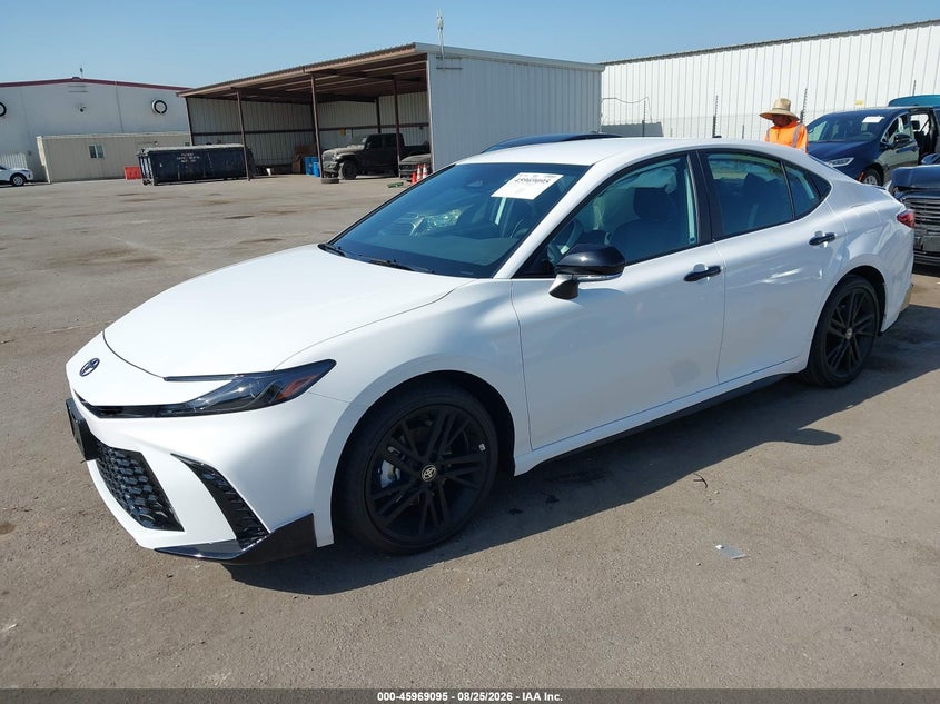 2026 Toyota Camry, Right Side, IAAI, VIN 4T1DAACK0TU343059 — photo 2